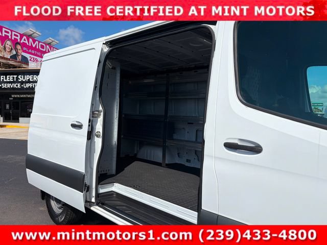 Used 2019 Freightliner Sprinter 2500 RWD image 16