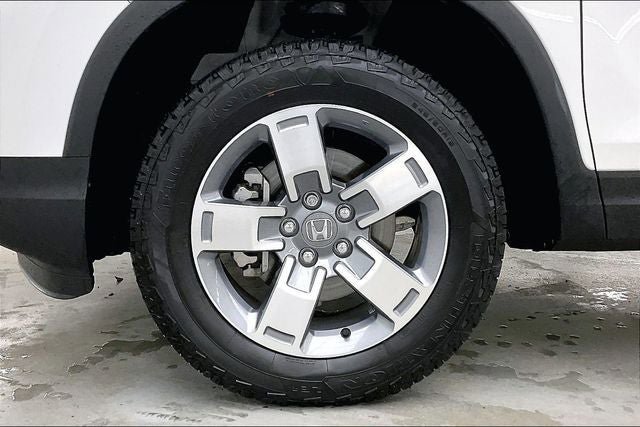 Certified 2025 Honda Ridgeline RTL image 10