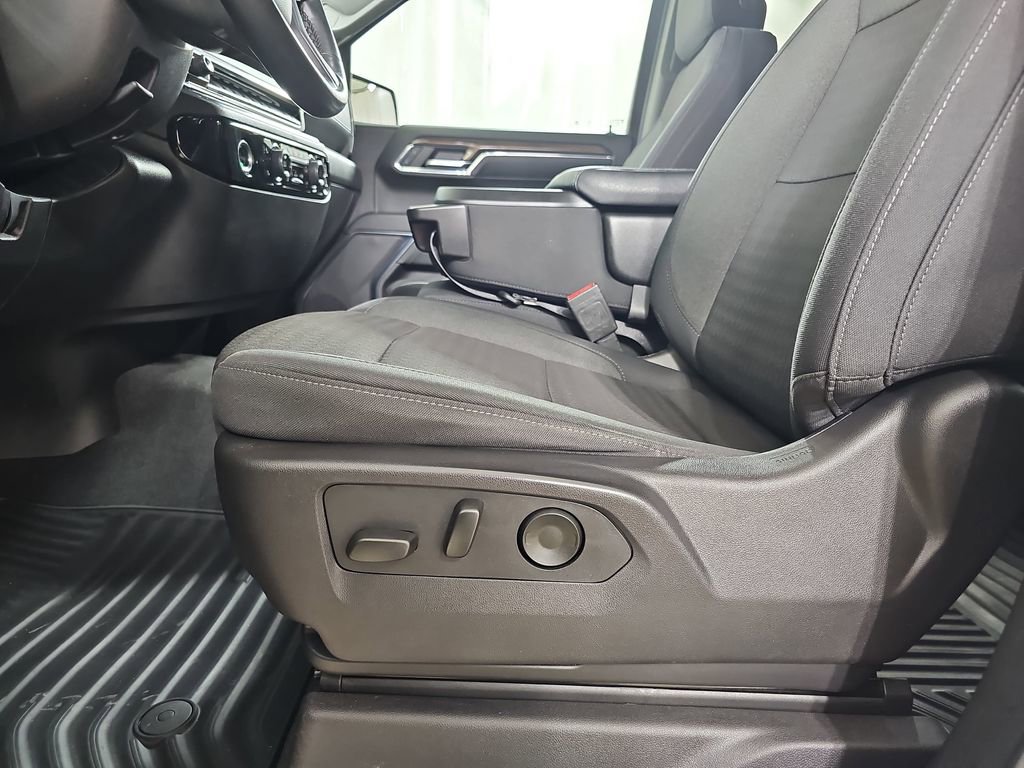 Certified 2024 Chevrolet Silverado 1500 LT image 34