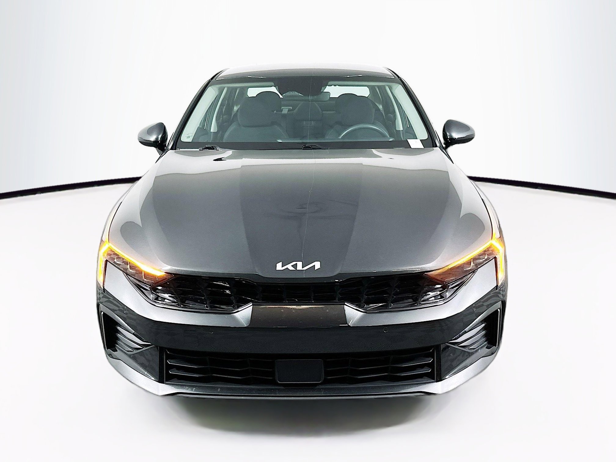 Used 2025 Kia K5 LXS FWD image 2