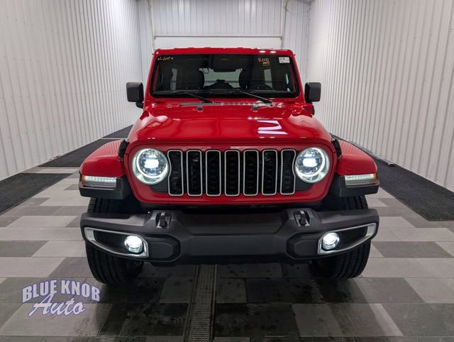 Used 2025 Jeep Wrangler Unlimited Sahara AWD/4WD image 6