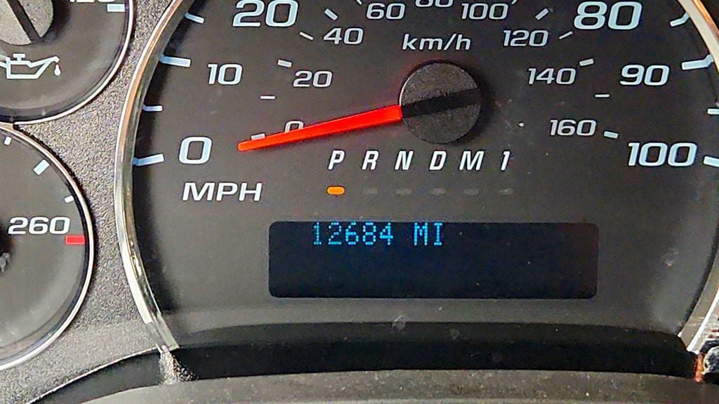 Used 2025 GMC Savana 2500 w/ Driver Convenience Package RWD image 13