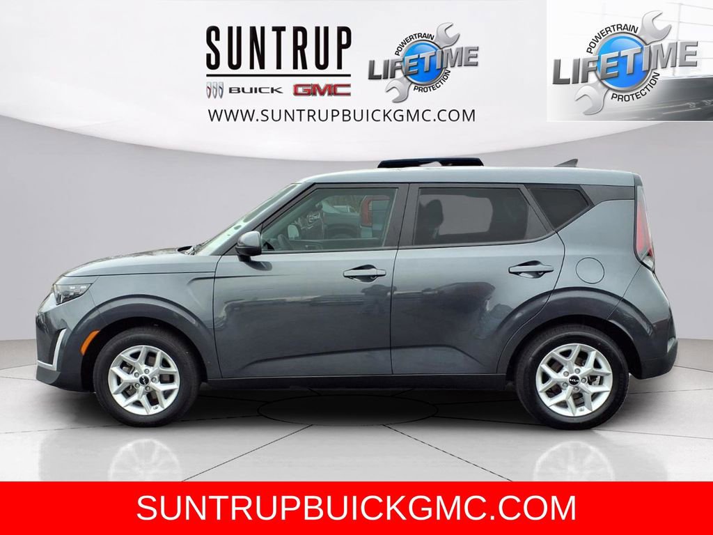 Used 2024 Kia Soul LX w/ Option Group 015 image 30