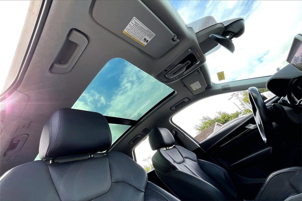 Used 2018 Audi Q5 2.0T Premium Plus w/ Premium Plus Package image 17