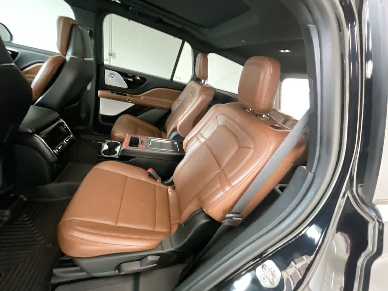 Used 2021 Lincoln Aviator Reserve w/ Equipment Group 202A AWD/4WD image 23