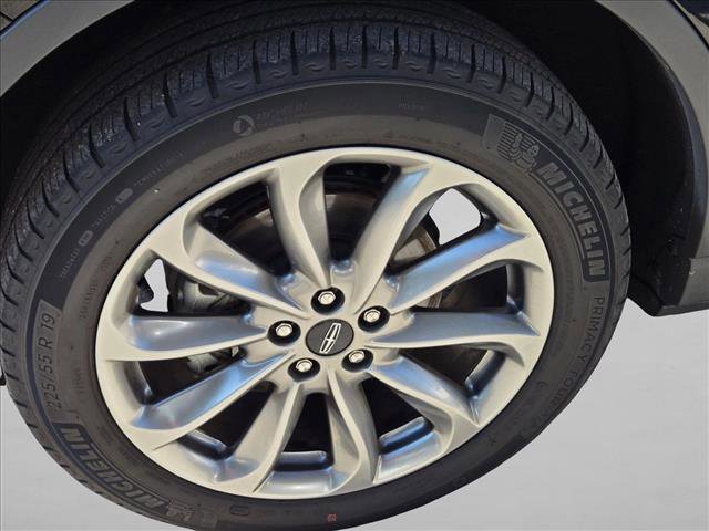 Used 2022 Lincoln Corsair FWD w/ Premium Package image 23