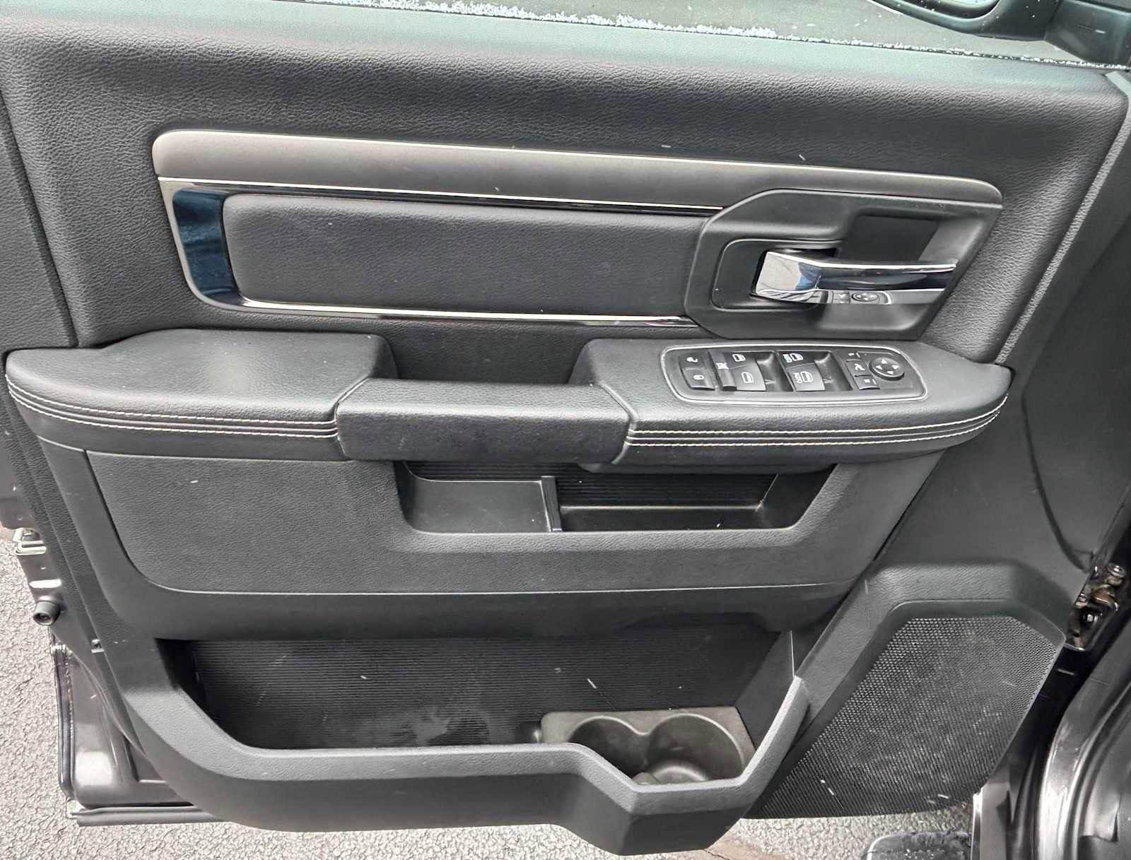 Used 2018 RAM 1500 Sport w/ Sport Premium Group image 16