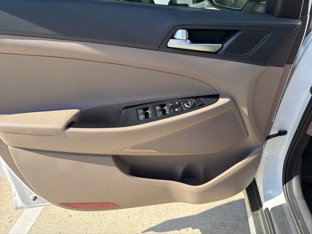 Used 2019 Hyundai Tucson SEL w/ Cargo Package image 19