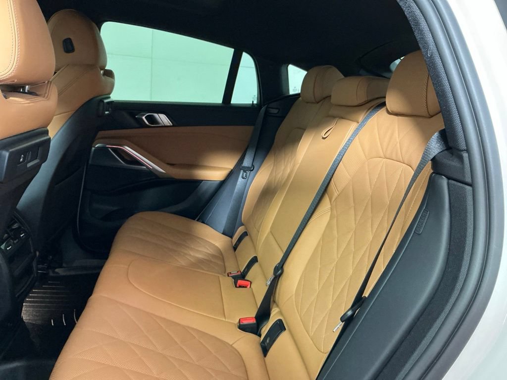 Certified 2023 BMW X6 xDrive40i w/ M Sport Package AWD/4WD image 26