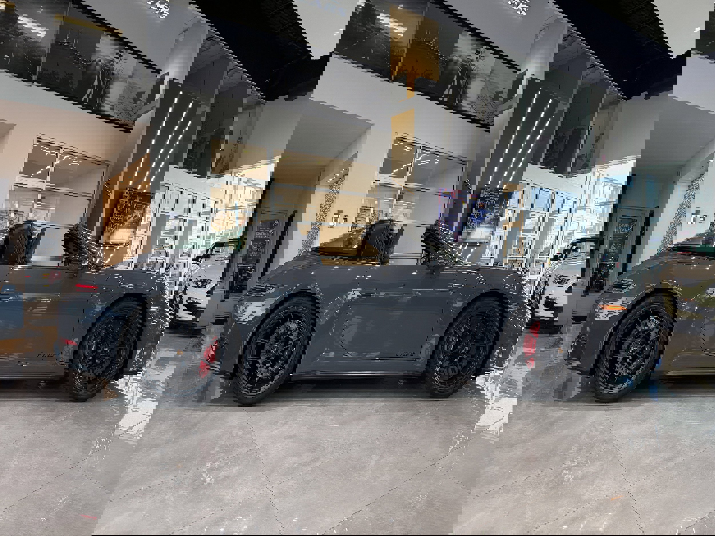 Used 2026 Porsche 911 Targa 4 GTS AWD/4WD image 7