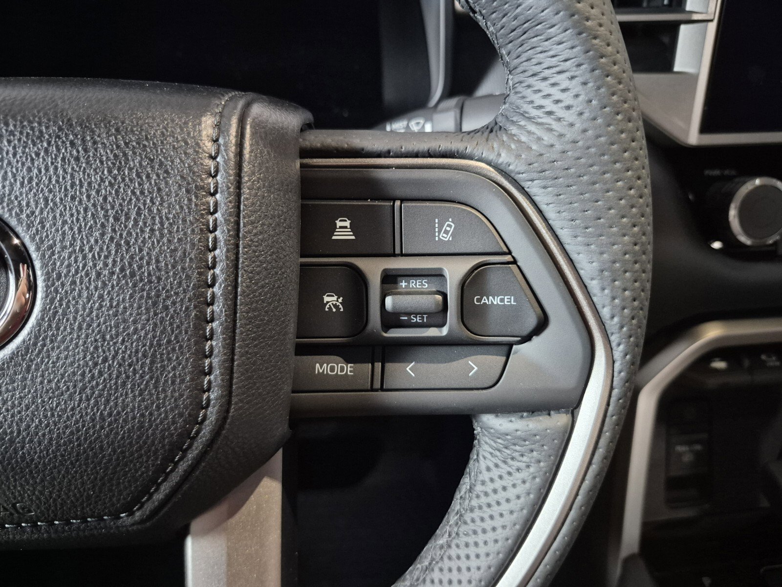 New 2026 Toyota Tundra Limited AWD/4WD image 21
