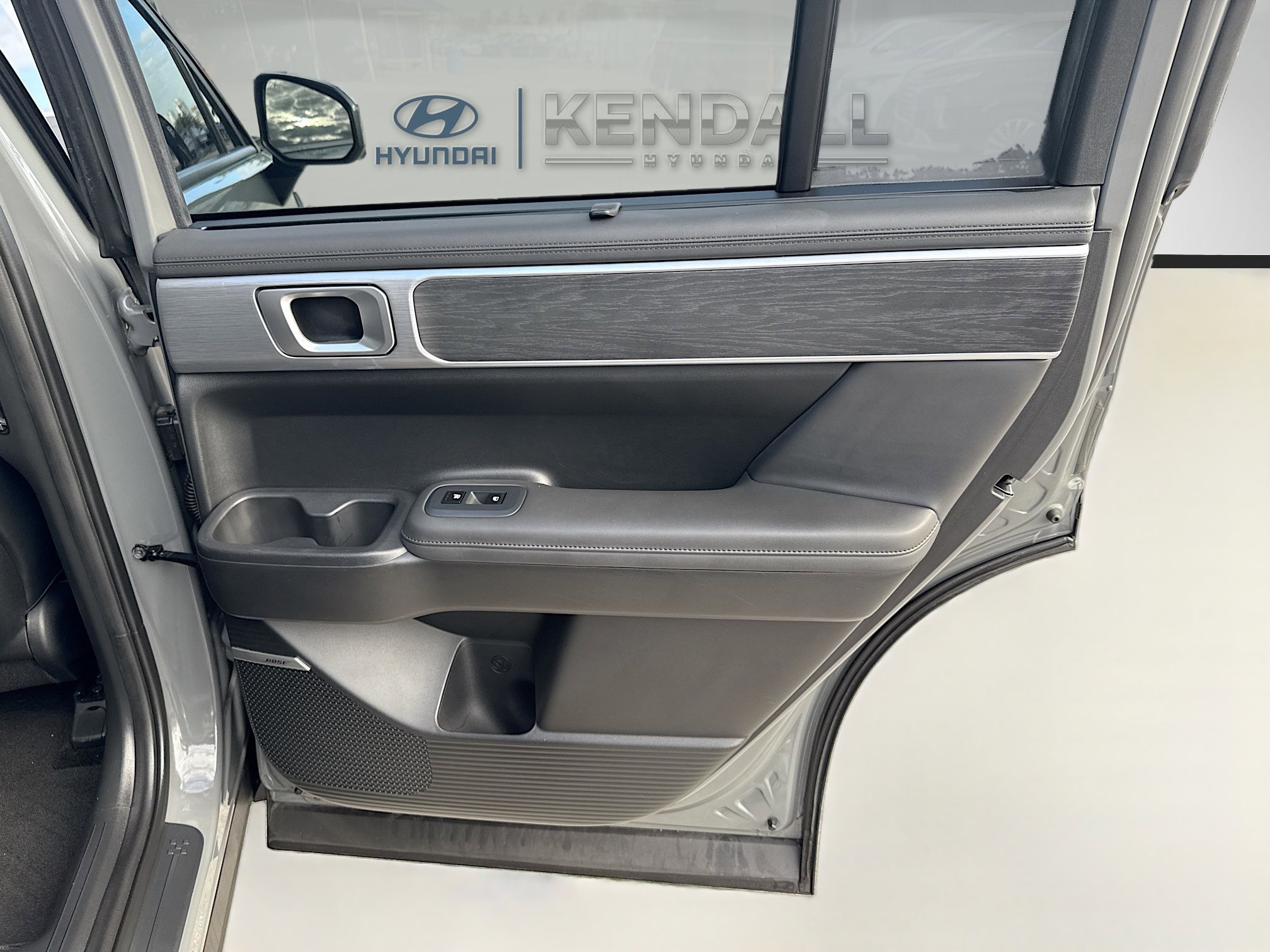 Used 2024 Hyundai Santa Fe Limited image 30