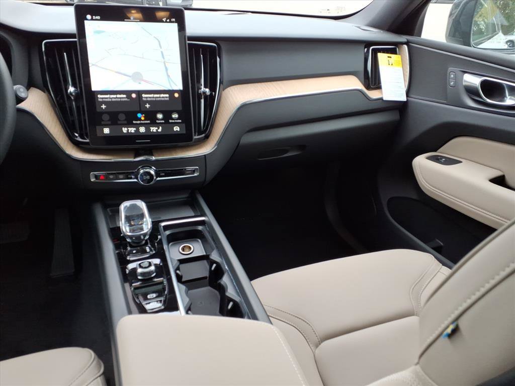 New 2026 Volvo XC60 B5 Plus w/ Protection Package Premier AWD/4WD image 15