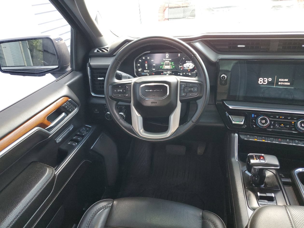 Used 2023 GMC Sierra 1500 Denali w/ Denali Reserve Package AWD/4WD image 13