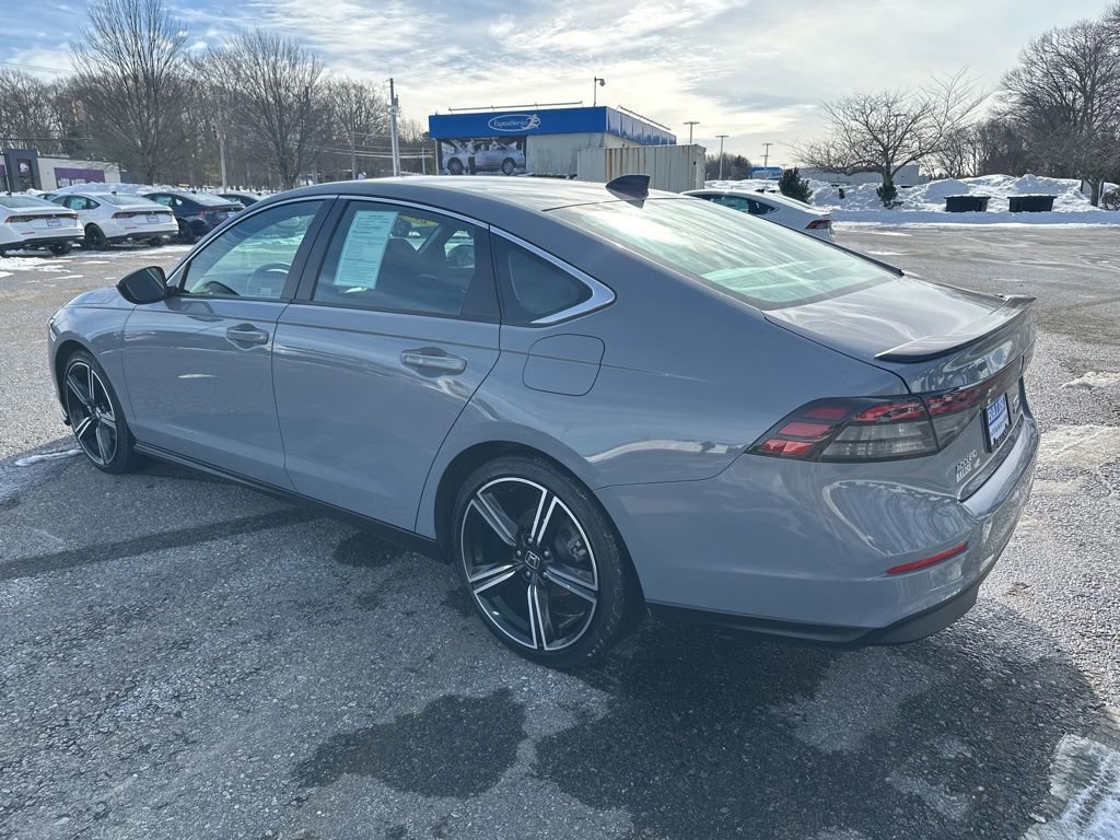 Used 2023 Honda Accord Sport image 6