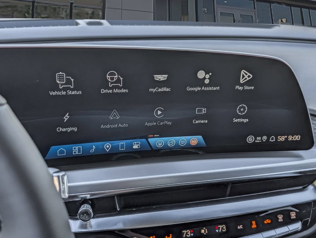 New 2026 Cadillac Lyriq Sport AWD/4WD image 24