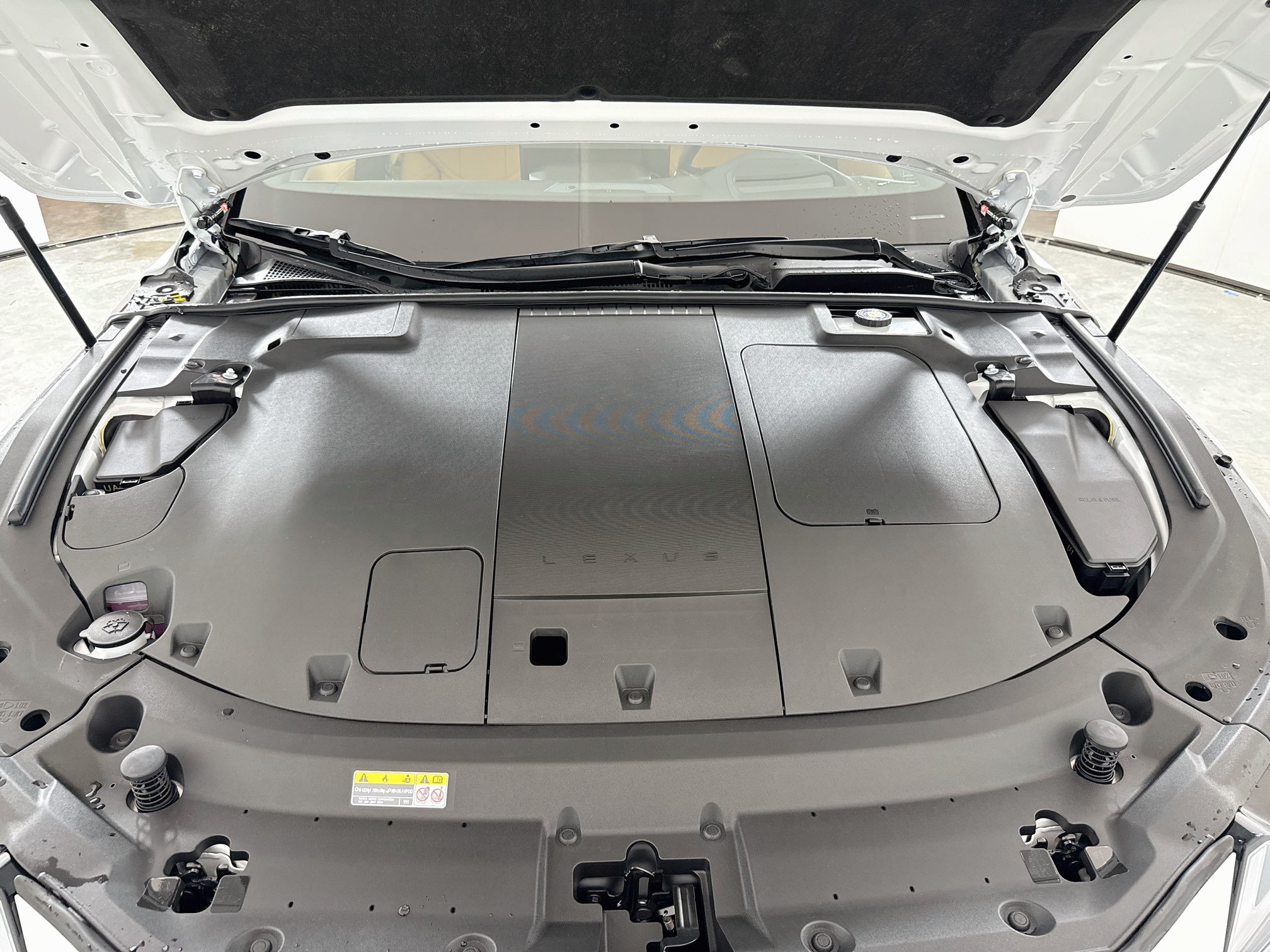 New 2026 Lexus ES 350e FWD image 29