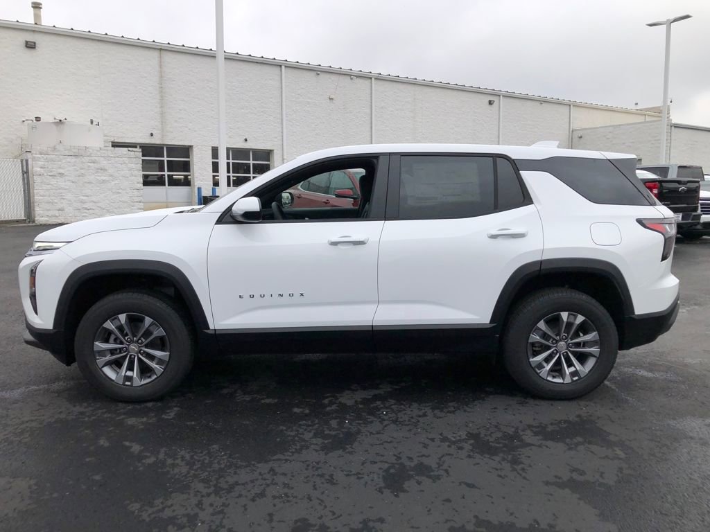 New 2026 Chevrolet Equinox LT w/ Convenience Package II image 4