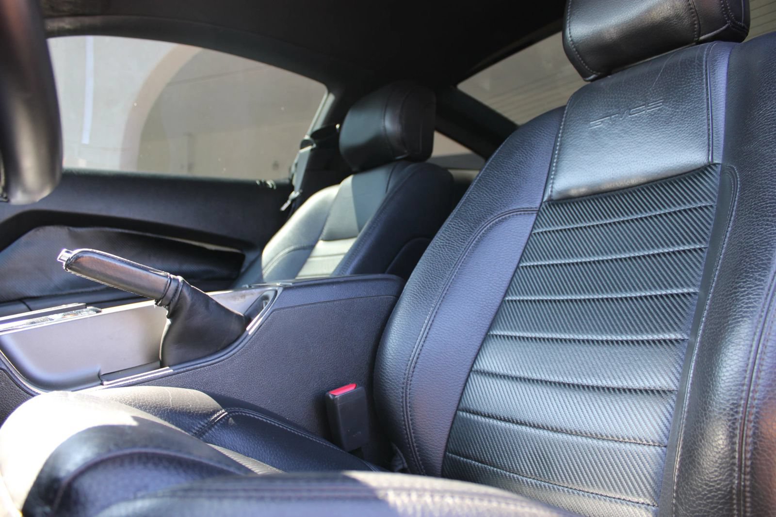 Used 2012 Ford Mustang GT Premium RWD image 11
