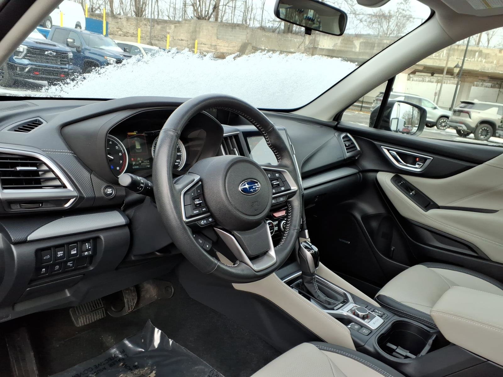 Used 2020 Subaru Forester Limited image 10