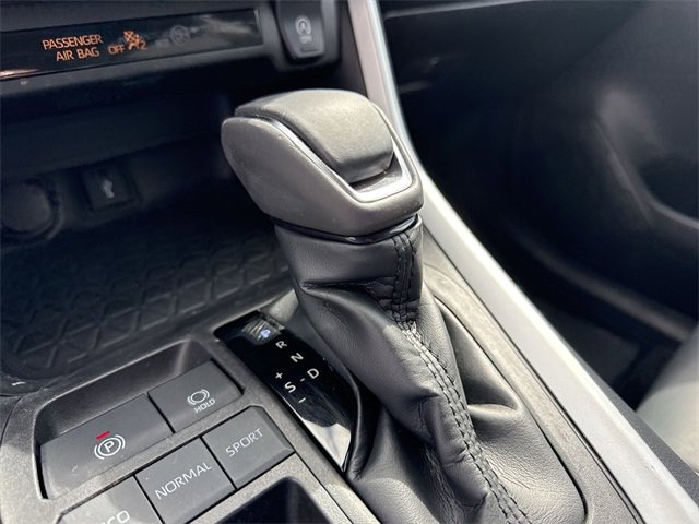 Used 2022 Toyota RAV4 XLE Premium image 20