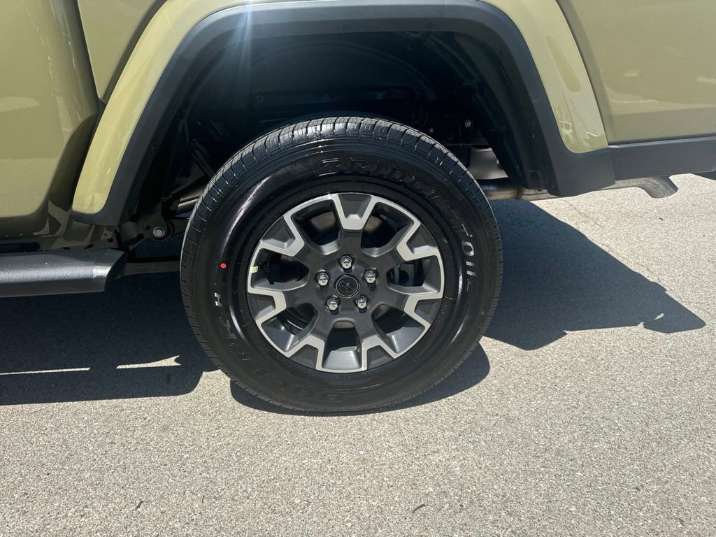 New 2026 Jeep Gladiator Sport AWD/4WD image 16