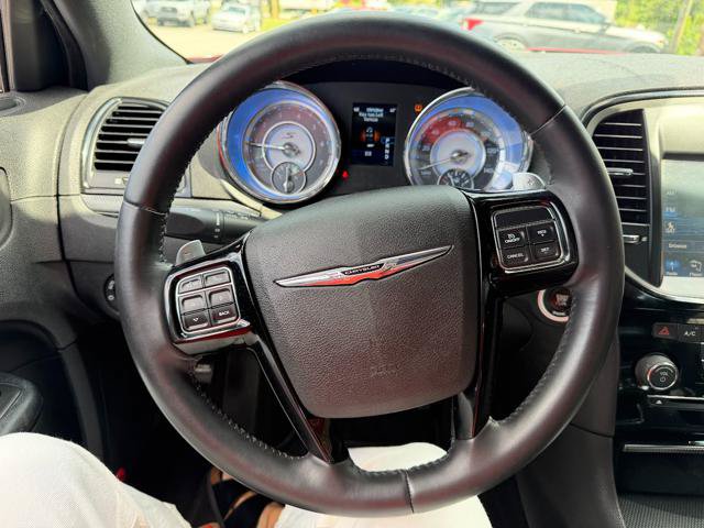 Used 2014 Chrysler 300 S RWD image 11