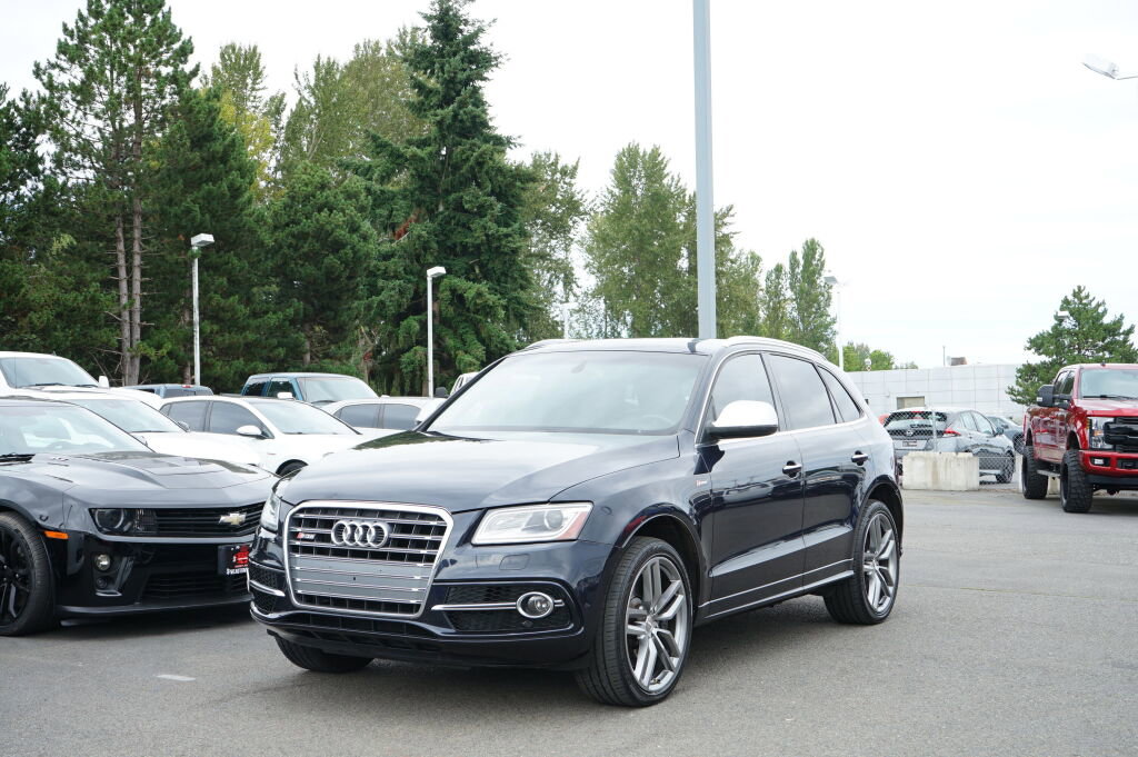 Used 2015 Audi SQ5 Premium Plus w/ Technology Package image 2