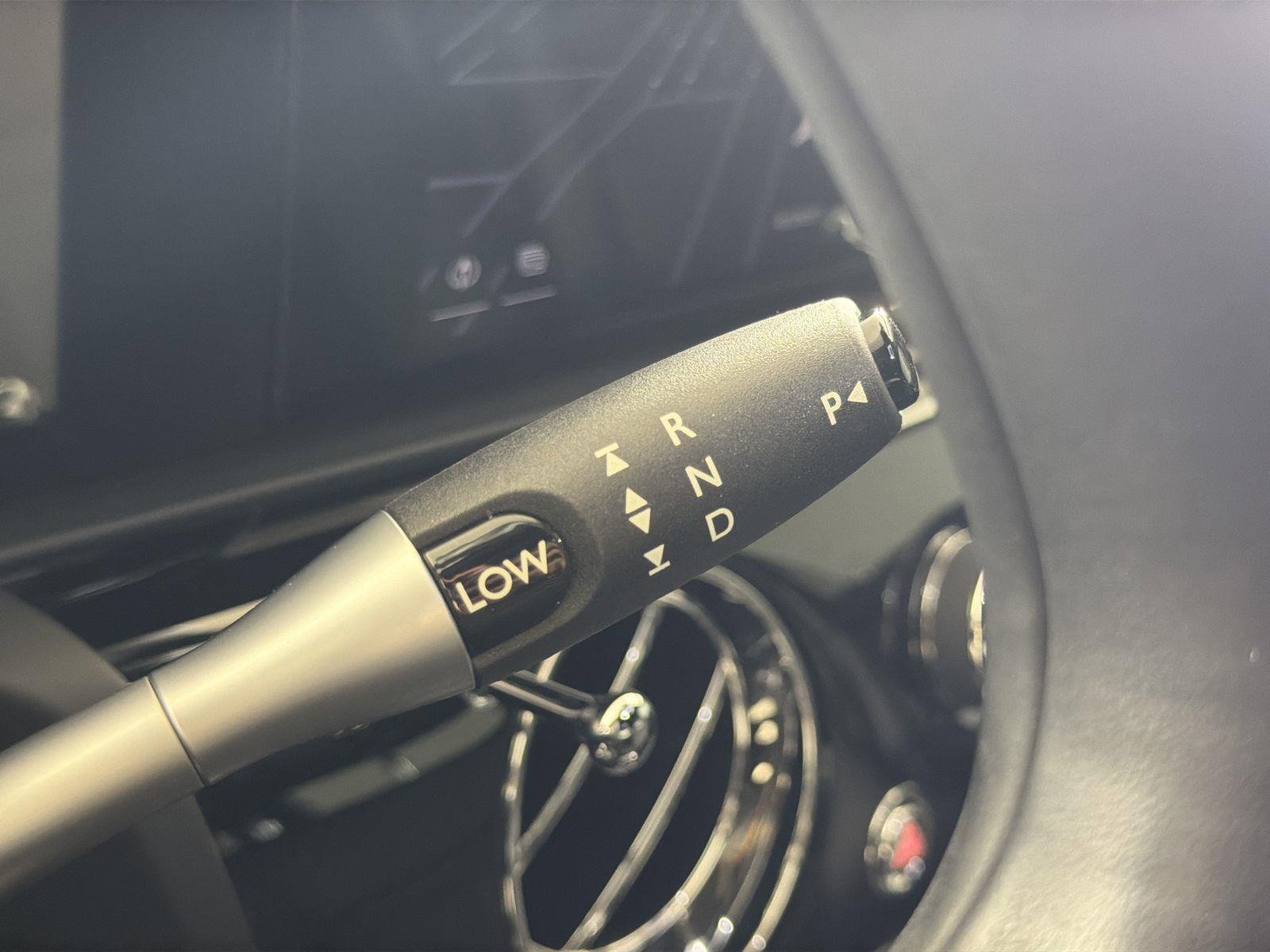 Used 2025 Rolls-Royce Ghost image 15