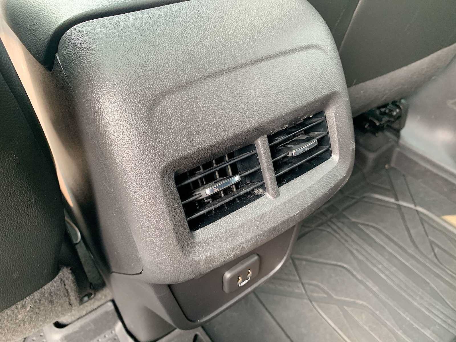 Certified 2023 Chevrolet Equinox Premier AWD/4WD image 21