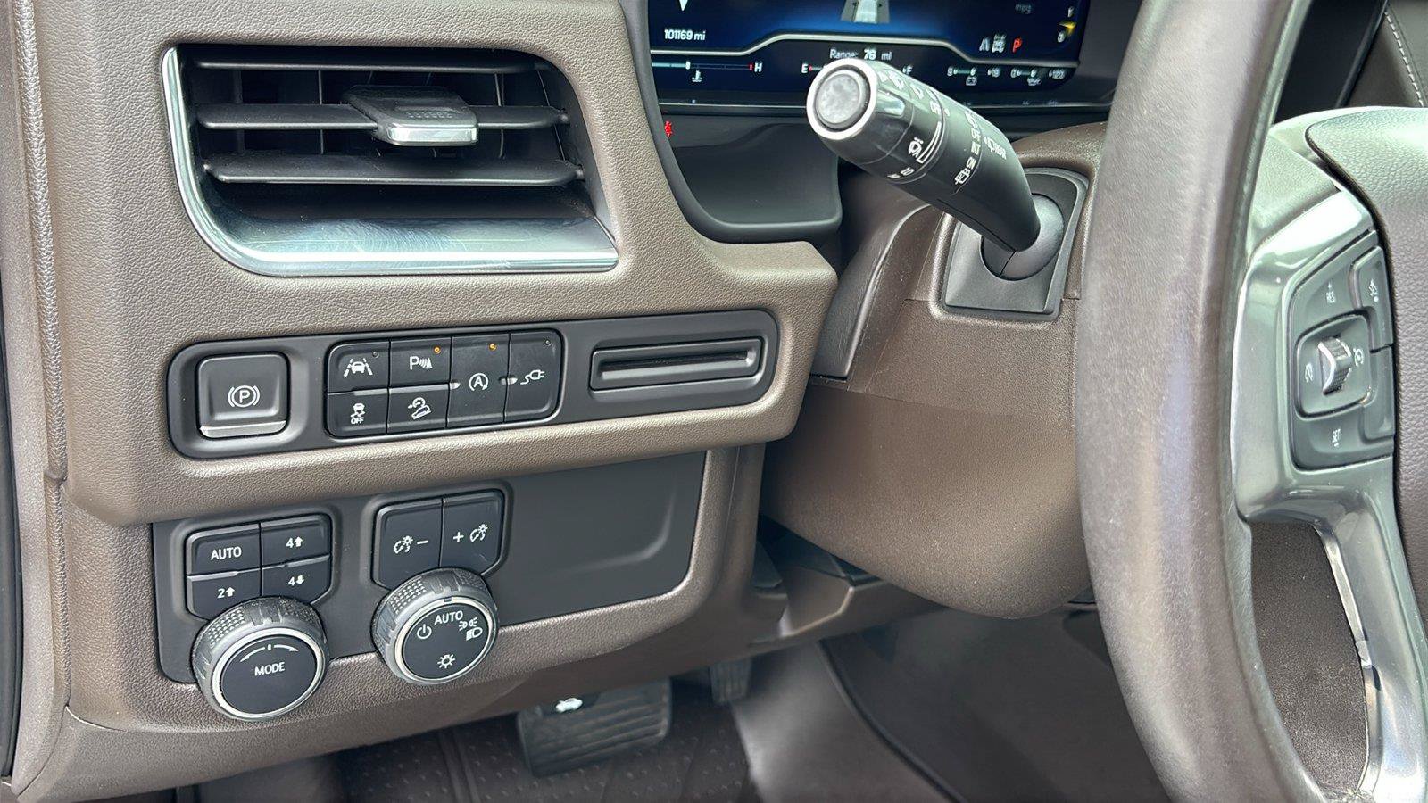Certified 2022 Chevrolet Tahoe Z71 AWD/4WD image 29
