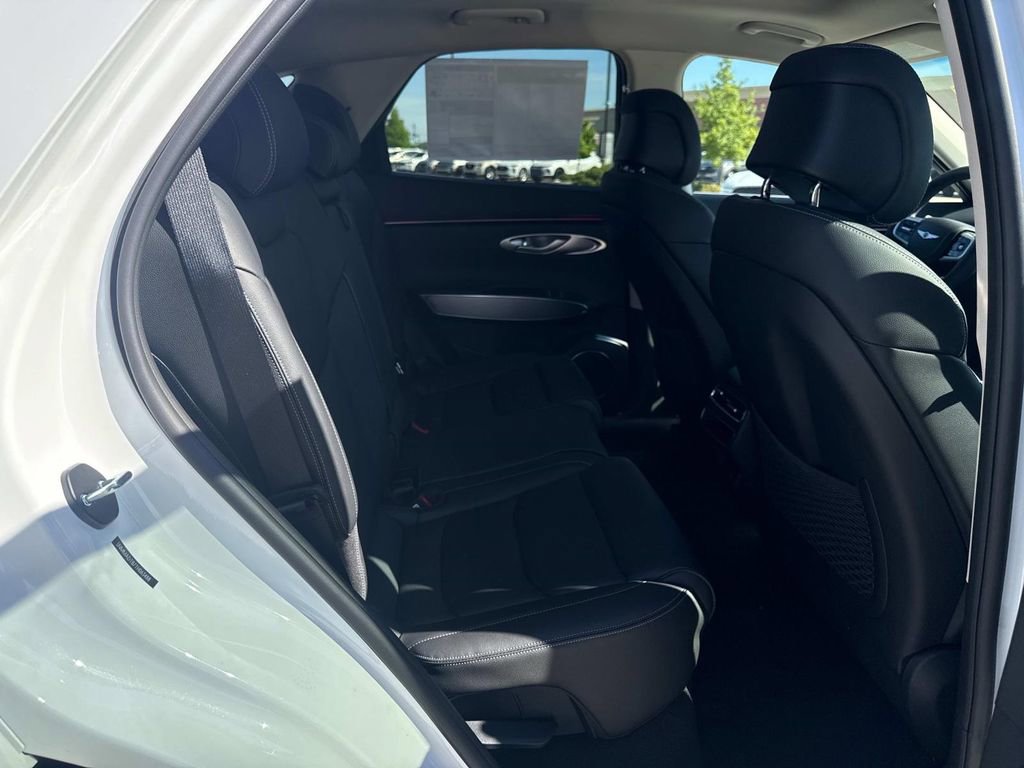 New 2026 Genesis GV70 2.5T Select AWD/4WD image 11
