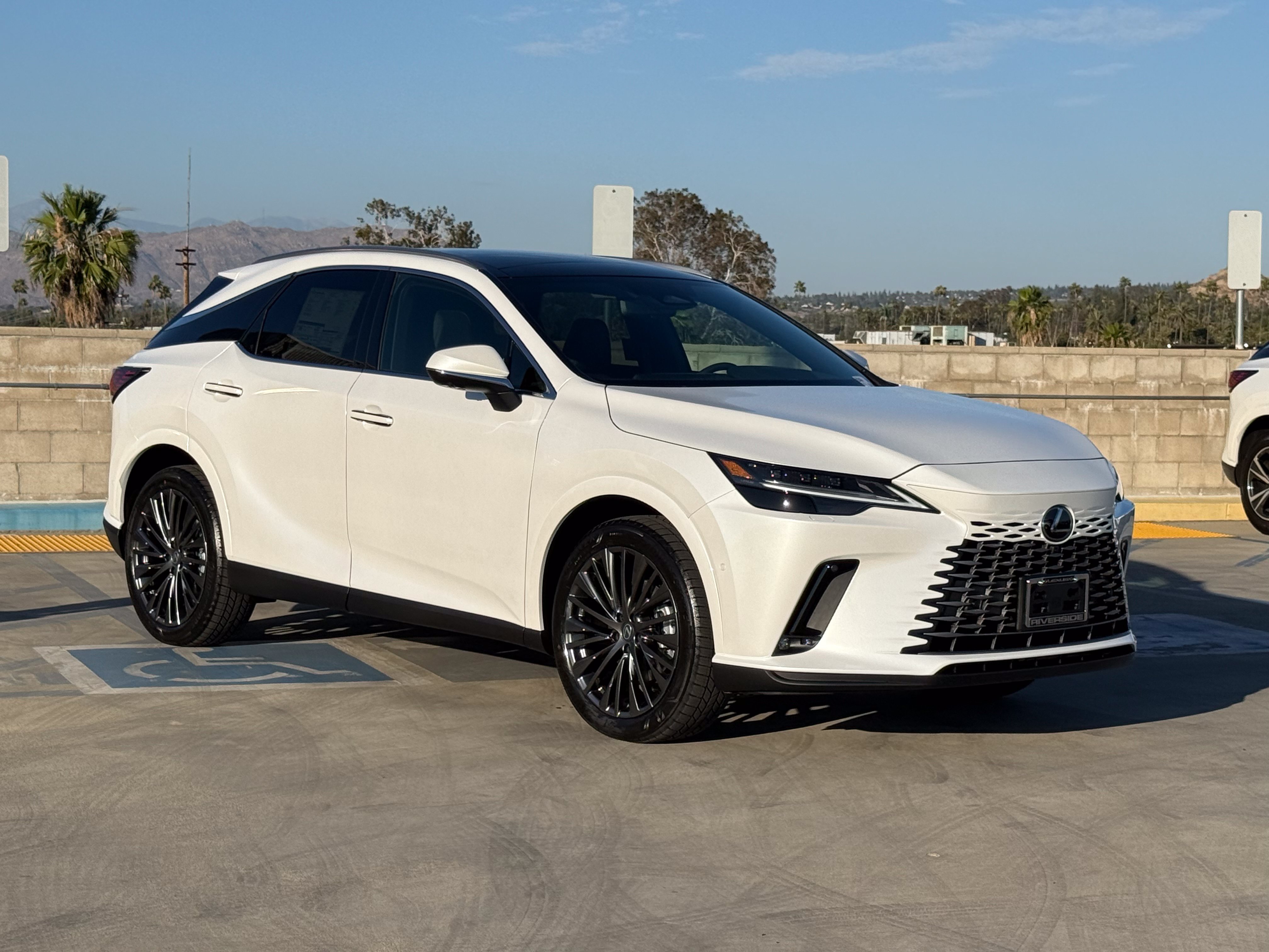 New 2026 Lexus RX 350 AWD/4WD image 2