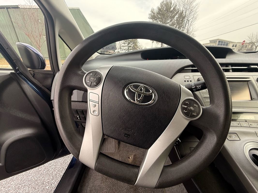 Used 2013 Toyota Prius Two image 19