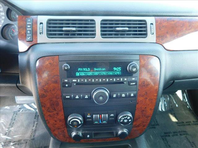 Used 2012 Chevrolet Avalanche LS AWD/4WD image 19