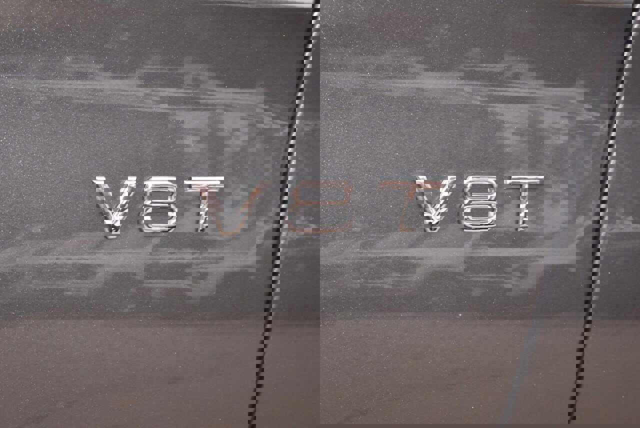 Used 2014 Audi S8 w/ Cold Weather Package image 39