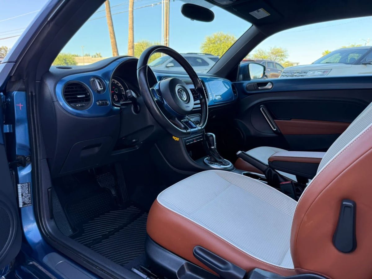 Used 2017 Volkswagen Beetle 1.8T S FWD image 37