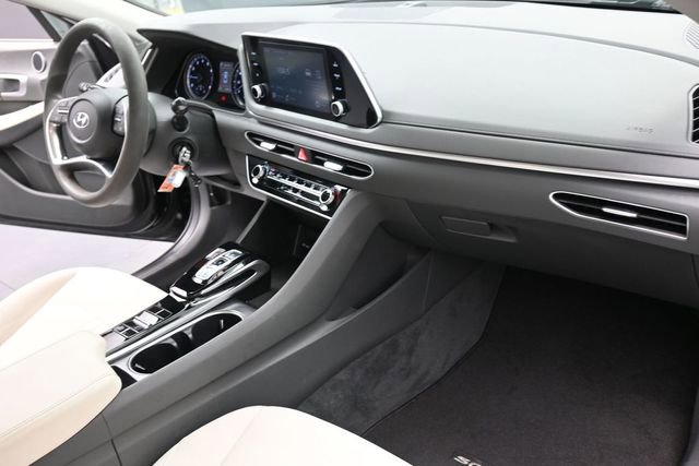 Used 2023 Hyundai Sonata SE FWD image 27