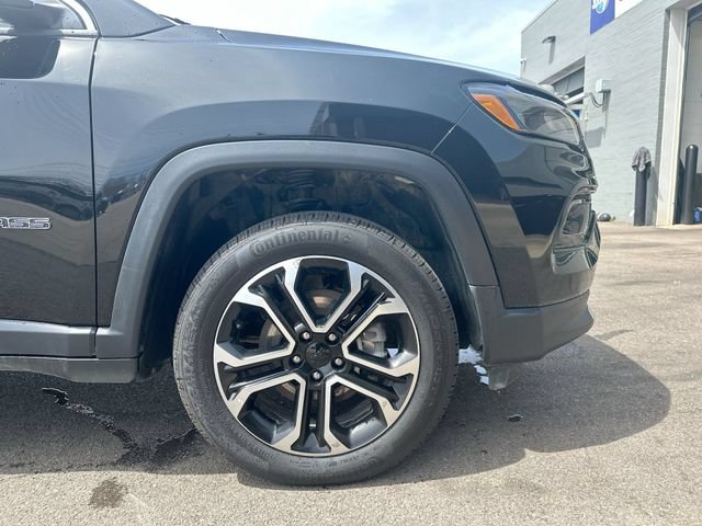 Used 2022 Jeep Compass Limited AWD/4WD image 12