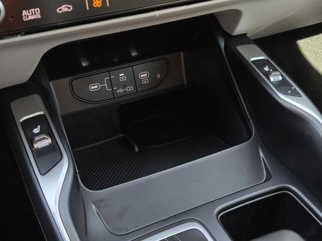 Used 2026 Kia Sorento S w/ S Panoramic Sunroof Package AWD/4WD image 24