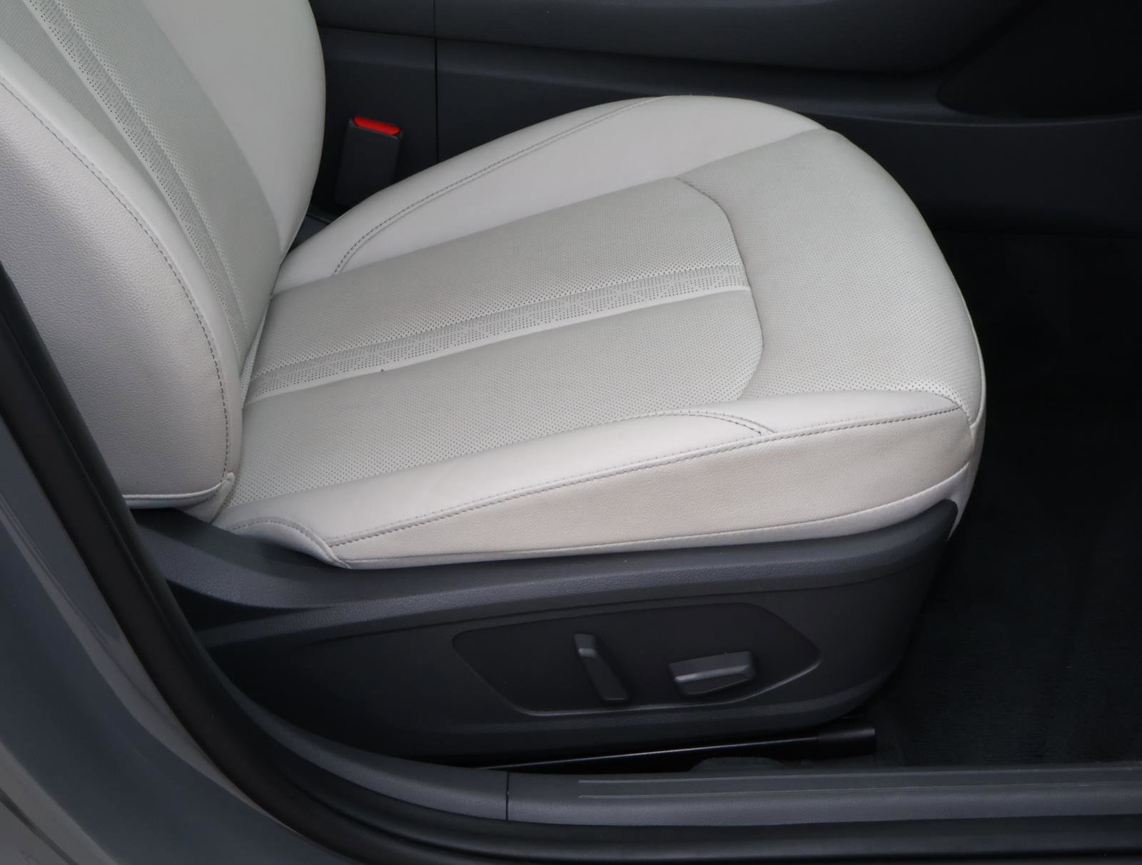 Used 2023 Hyundai Sonata Limited FWD image 18
