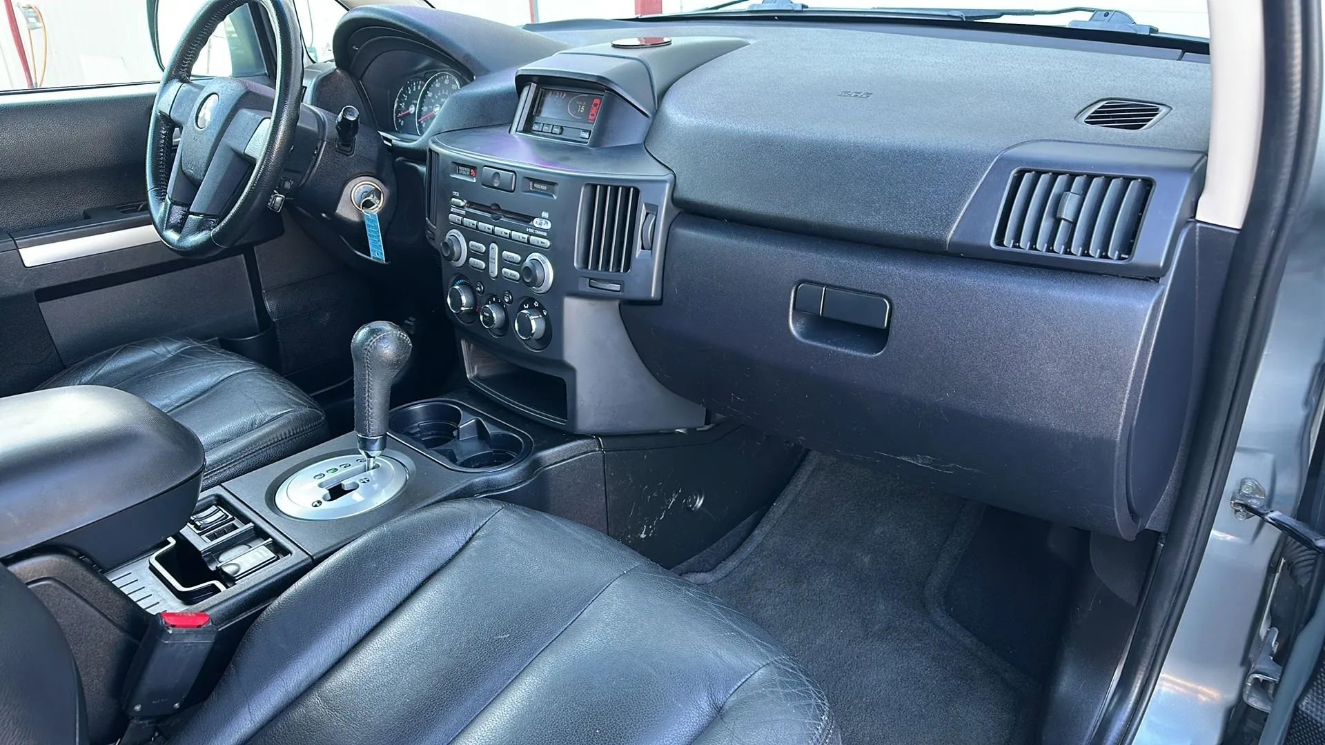 Used 2007 Mitsubishi Endeavor SE image 21