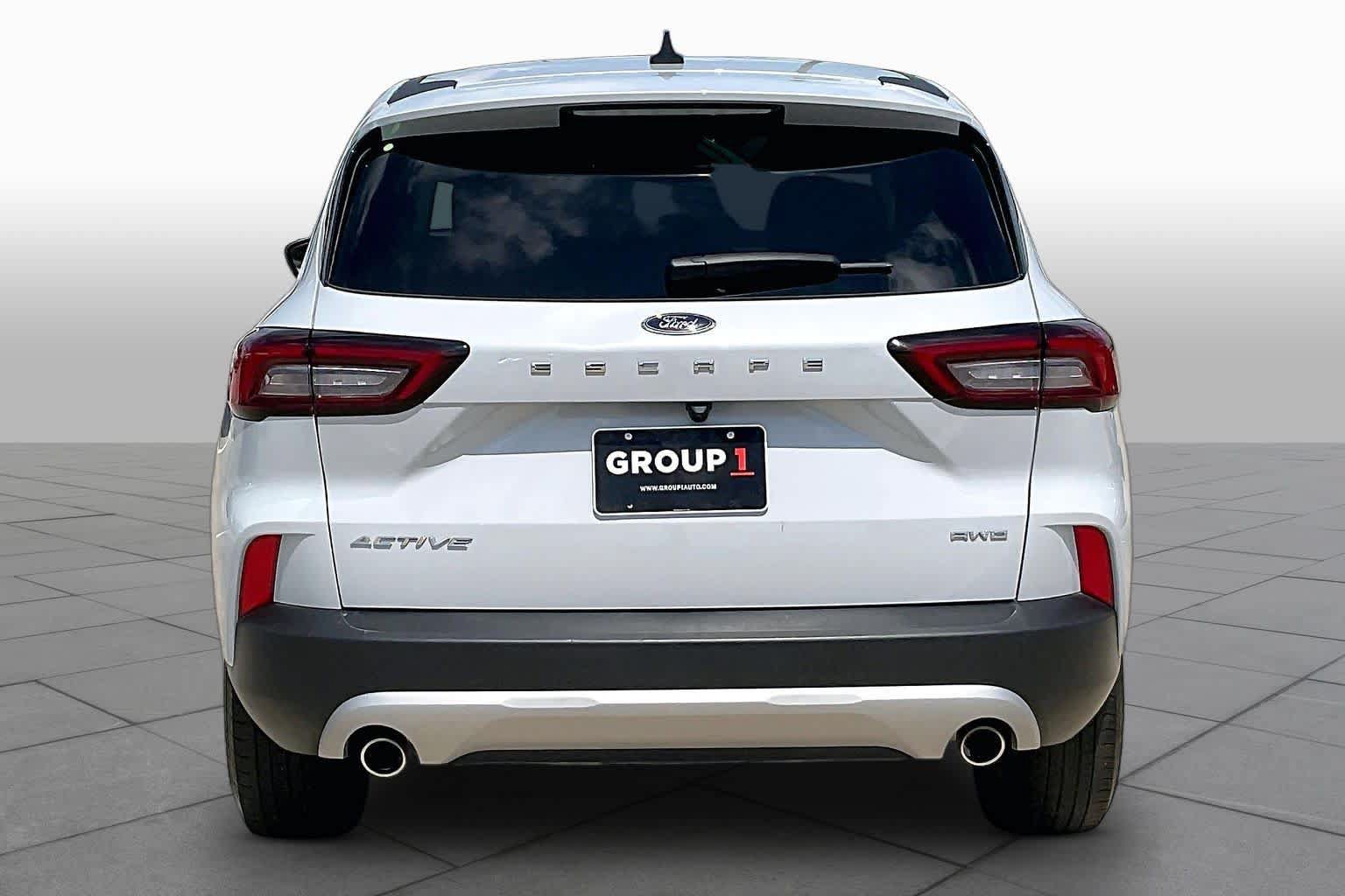 Used 2025 Ford Escape Active AWD/4WD image 5