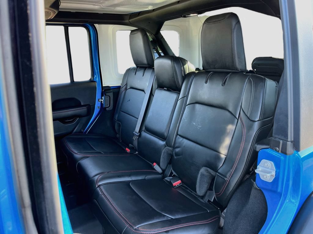 Certified 2025 Jeep Wrangler Unlimited Rubicon w/ Safety Group AWD/4WD image 22