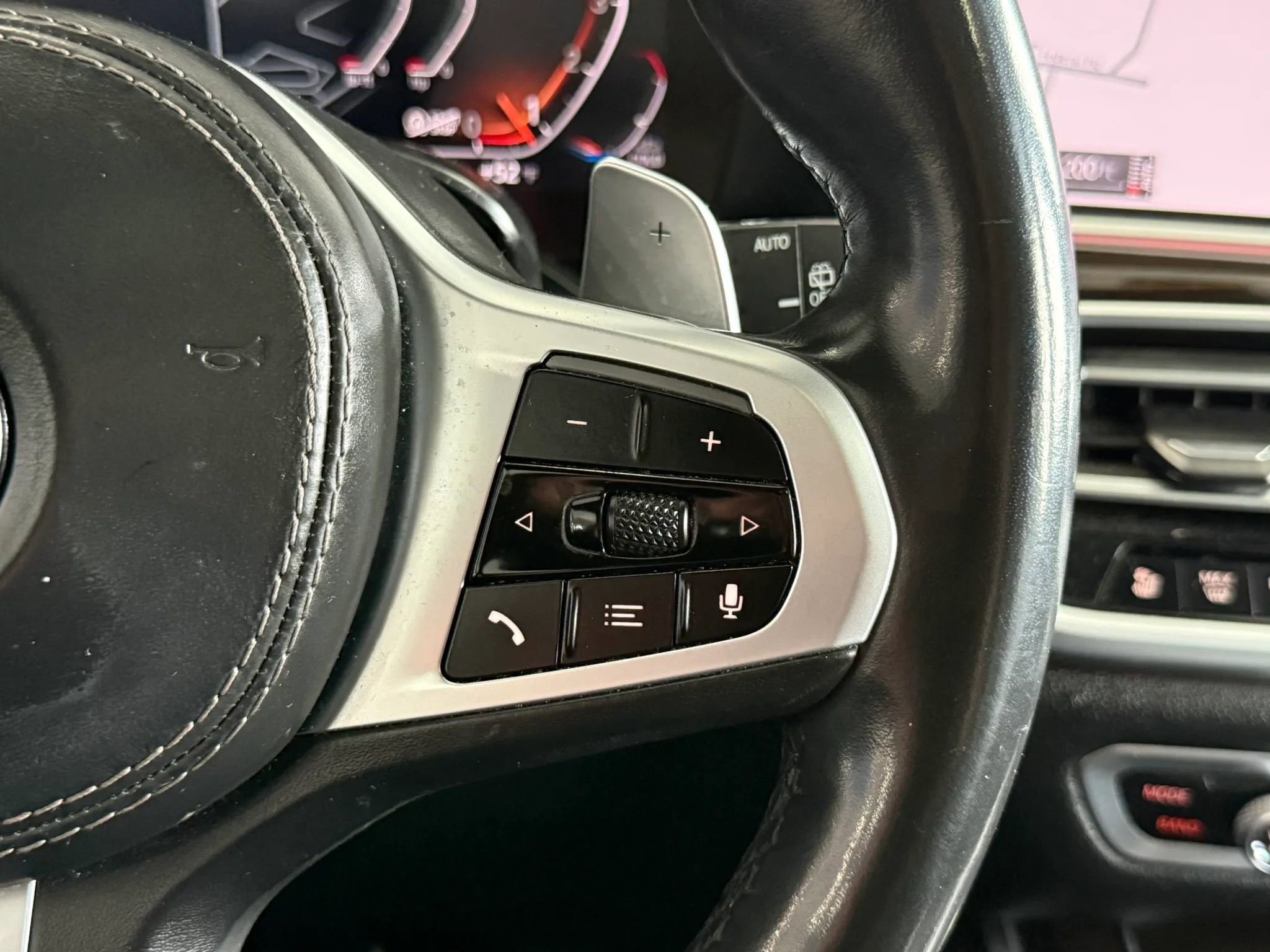 Used 2019 BMW X7 xDrive50i w/ Dynamic Handling Package image 13