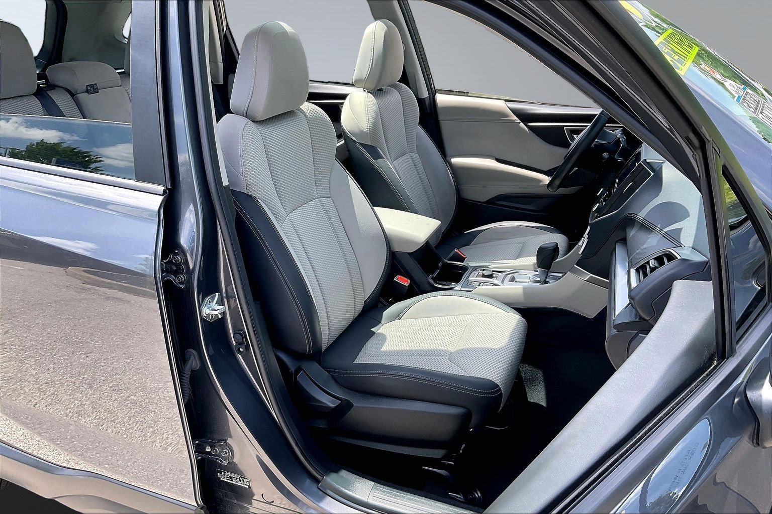 Certified 2023 Subaru Forester Premium AWD/4WD image 7