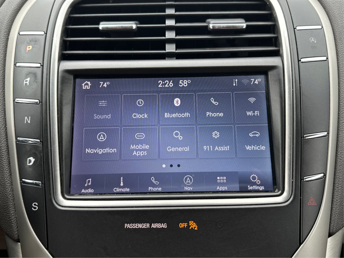 Used 2020 Lincoln Nautilus Premier w/ Equipment Group 101A AWD/4WD image 15