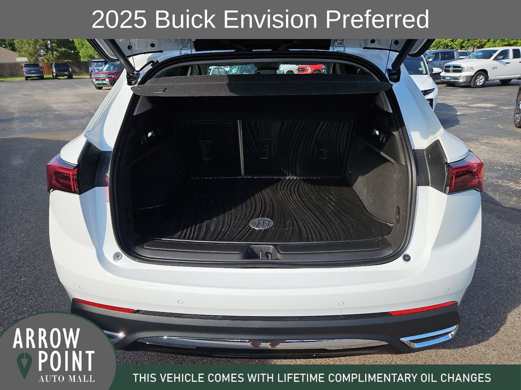 Used 2025 Buick Envision Preferred image 17