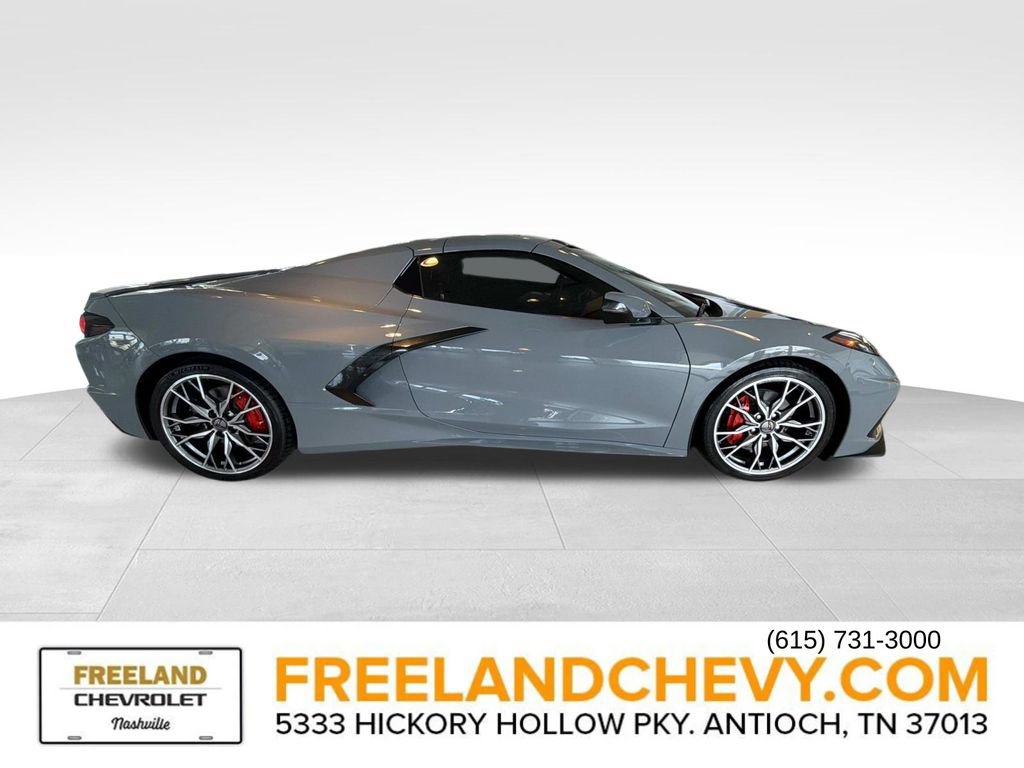 Used 2025 Chevrolet Corvette Stingray Preferred Conv w/ 2LT RWD image 2