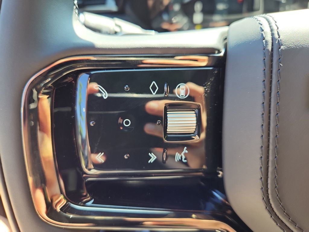 Certified 2026 Land Rover Range Rover Velar S image 19